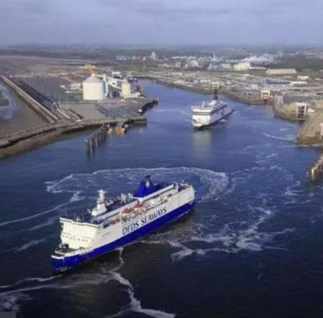 霍尔木兹海峡局势动荡，对中国外贸出口的影响